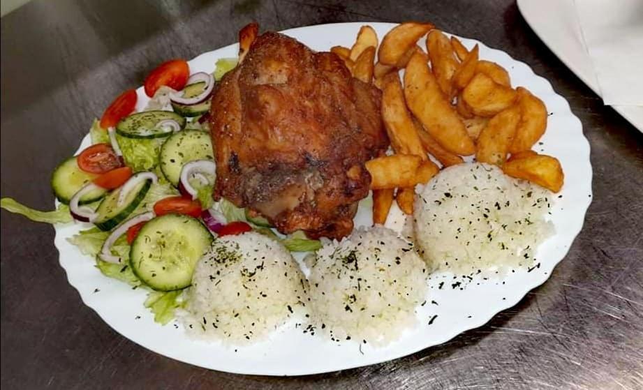 Jolan Pension & Restaurant Cicov Екстер'єр фото