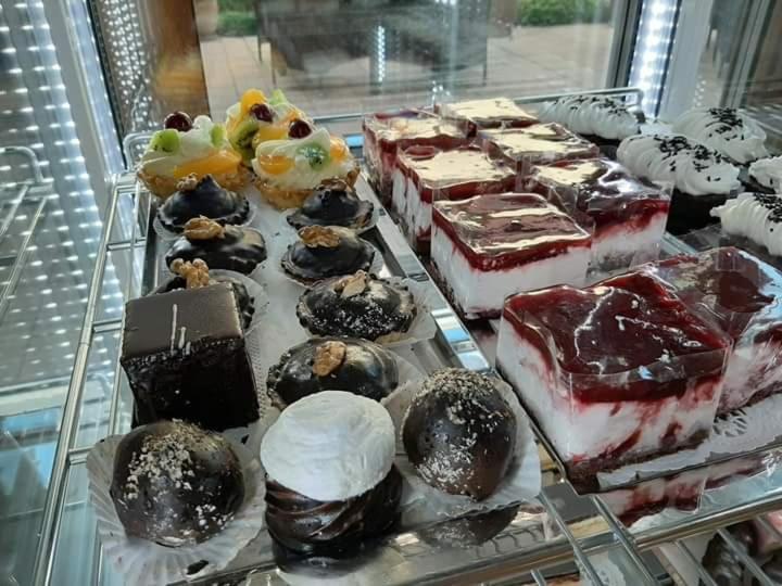 Jolan Pension & Restaurant Cicov Екстер'єр фото